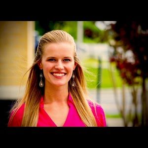 Meet your Posher, Leah